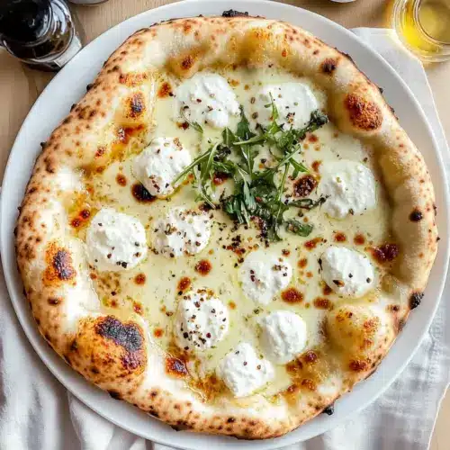 White Sauce Pizza with Creamy Garlic Bliss