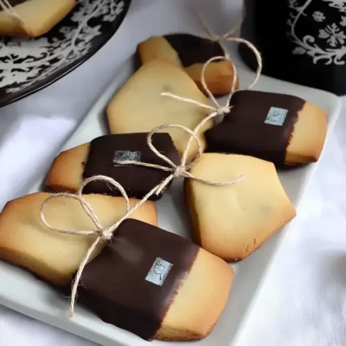 Adorable Tea Bag Cookies for the Holidays